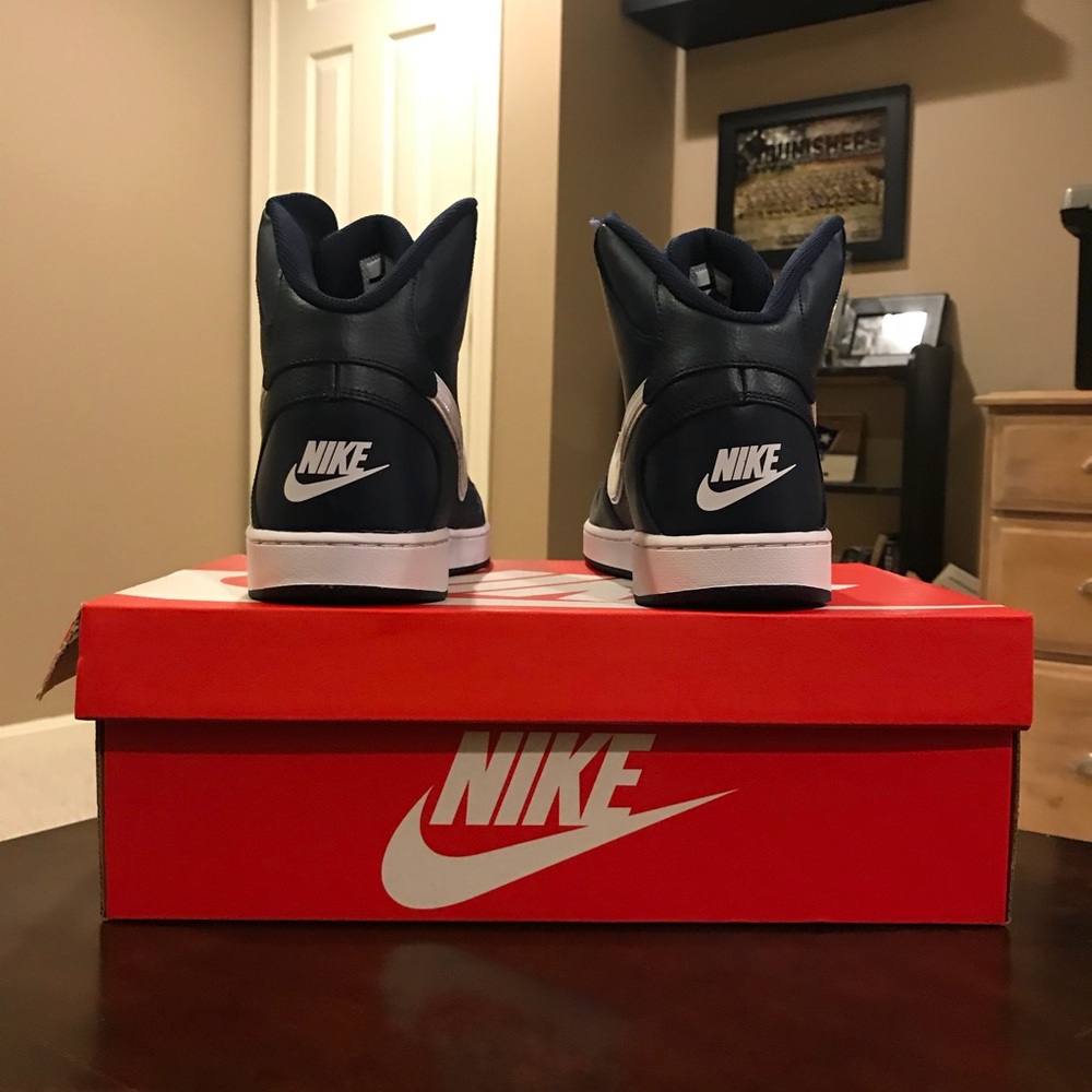 PRICE DROP Nike Son Of Force Mid - Picture 7 of 8